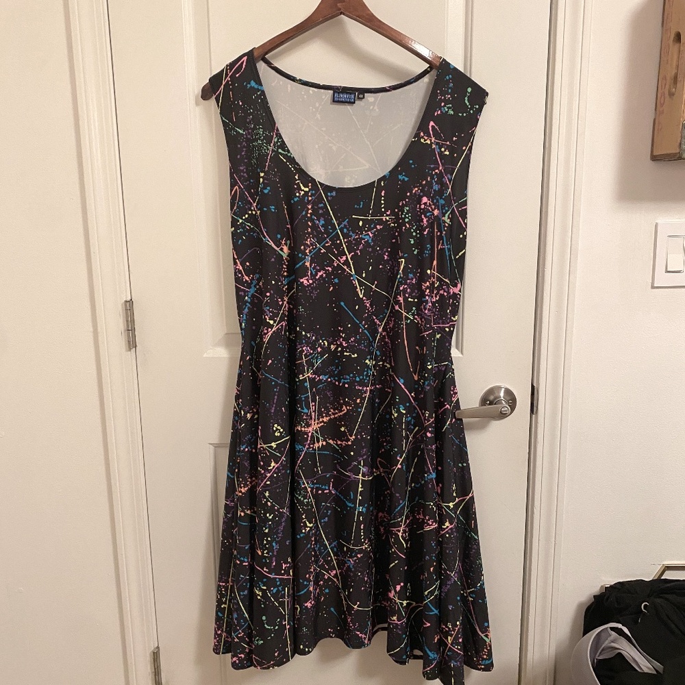 Plus Size 4X Women's Scoop Neck Black and Paint Splatter Dress